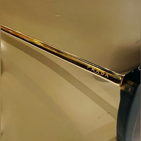 Pre-Owned Prada Sunglasses - Picture 6 of 10